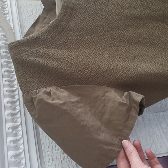 Women's Anthropologie Puffy Sleeve Military Green Open Back Top Blouse Size S - Picture 3 of 13